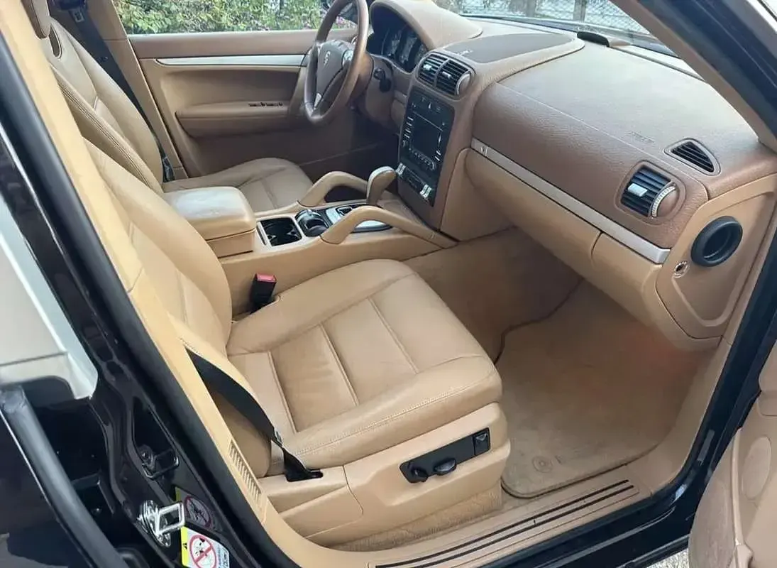 Usata Porsche Cayenne 239 CV (175 kW) 2010 Nero SUV
