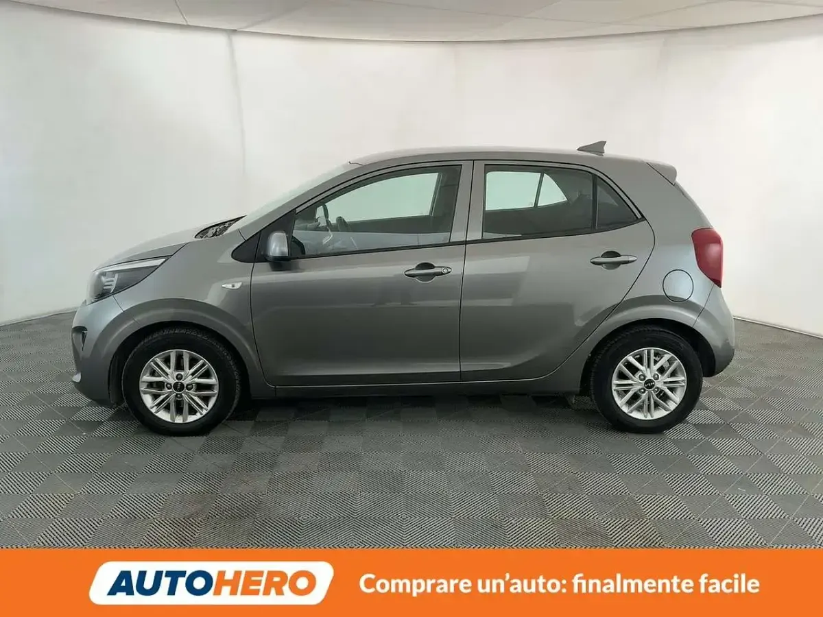 Usata Kia Picanto Urban 67 CV (49 kW) 2024 Grigio Utilitaria