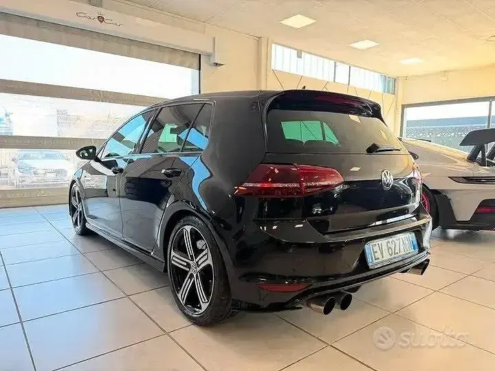 Usata VW Golf VII R 300 CV (220 kW) 2014 Nero Berlina