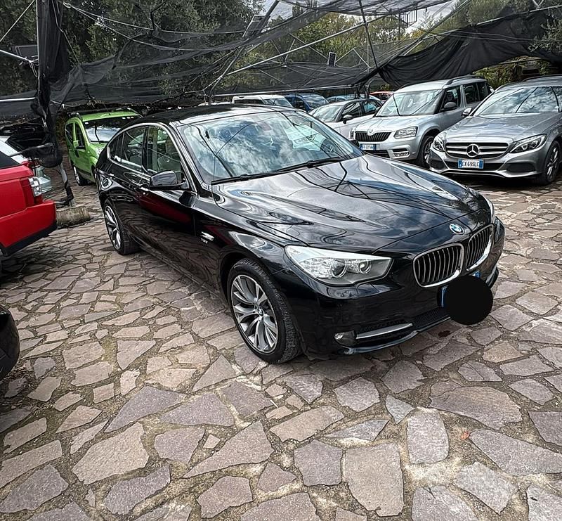 Usata BMW 530 Gran Turismo 280 CV (205 kW) 2012 Nero Berlina
