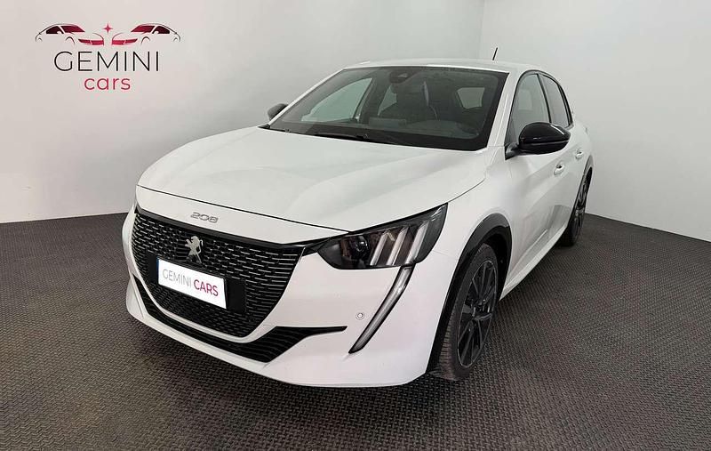 Usata Peugeot 208 GT 131 CV (96 kW) 2023 Bianco madreperla Utilitaria