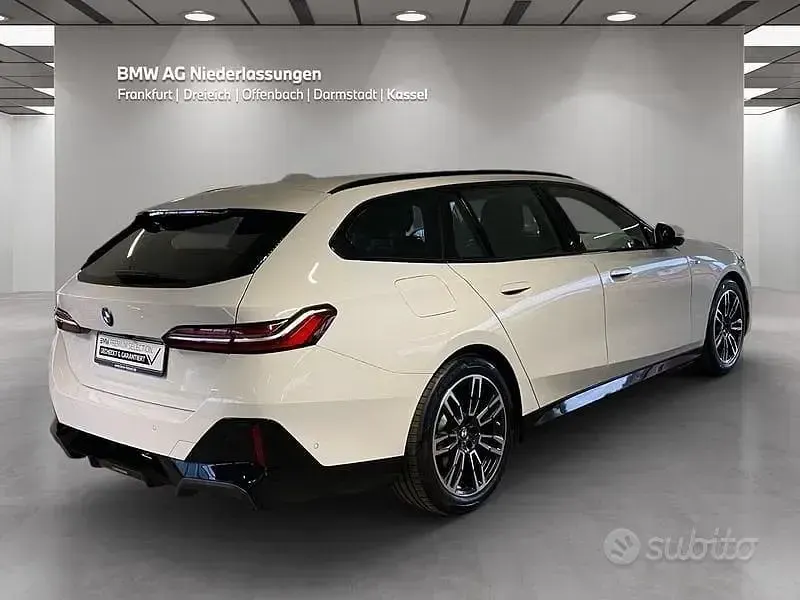 Usata BMW 520 M Sport 197 CV (144 kW) 2025 Bianco Station wagon
