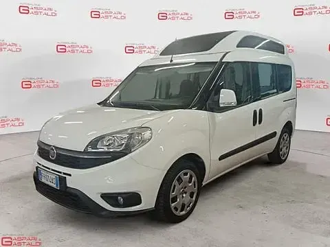 Usata Fiat Doblò 95 CV (69 kW) 2017 Monovolume
