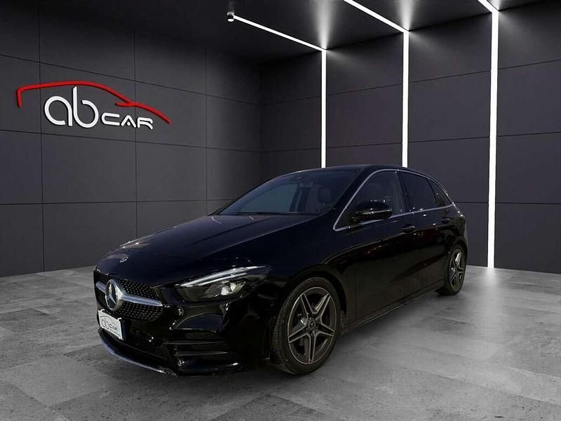 Nero Usata 2022 Mercedes B180 AMG line Monovolume | 25.800 € (Ottimo prezzo) - Immagine 1/4