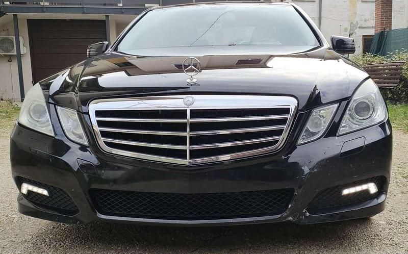 Usata Mercedes E220 Avantgarde 170 CV (125 kW) 2010 Berlina