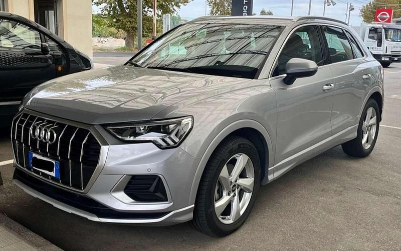 Usata Audi Q3 S-Line 150 CV (110 kW) 2022 Argento SUV