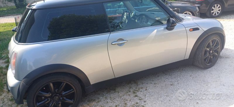 Usata Mini Cooper 2004 Utilitaria