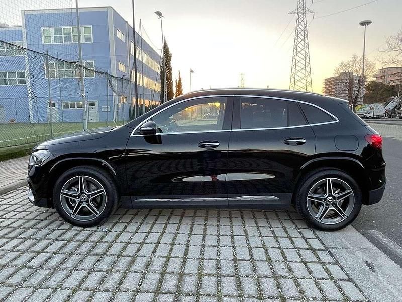 Usata Mercedes GLA200 AMG 150 CV (110 kW) 2024 Nero SUV