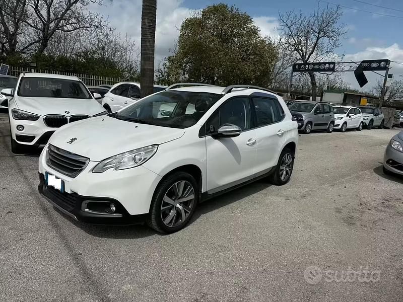 Usata Peugeot 2008 92 CV (67 kW) 2014 Bianco SUV