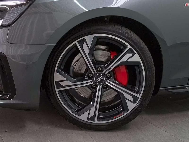 Usata Audi A4 S-Line 204 CV (150 kW) 2025 Chronosgrau metallic Station wagon