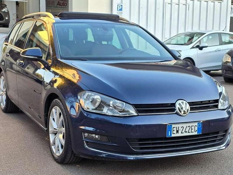 Blu/azzurro Usata 2014 VW Golf VII Highline Station wagon | 9800 € (Buon prezzo) - Immagine 1/4