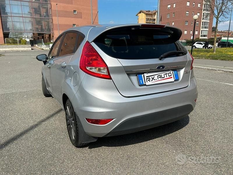 Usata Ford Fiesta Titanium 96 CV (70 kW) 2009 Utilitaria