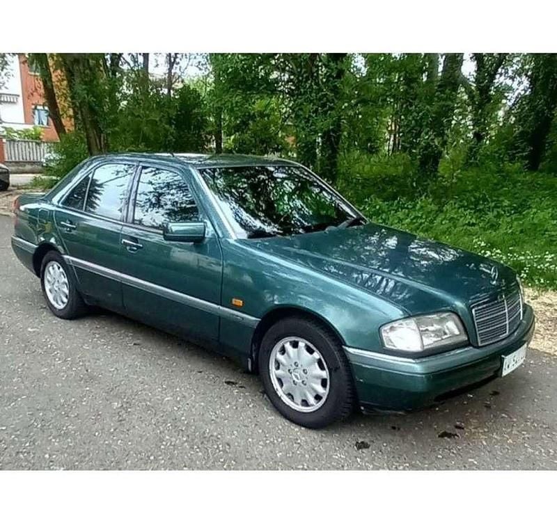 Usata Mercedes C180 Elegance 122 CV (89 kW) 1994 Berlina