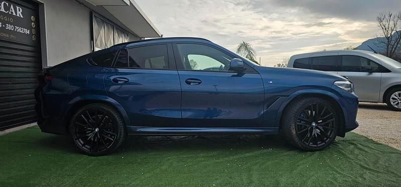 Usata BMW X6 M Sport 285 CV (209 kW) 2021 Blu SUV