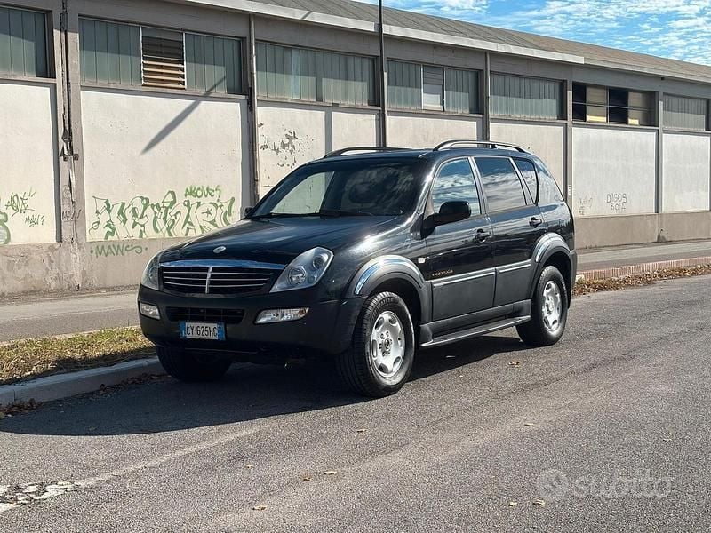 Nero Usata 2005 Ssangyong (KGM) Rexton SUV | 1700 € (Molto cara) - Immagine 1/4