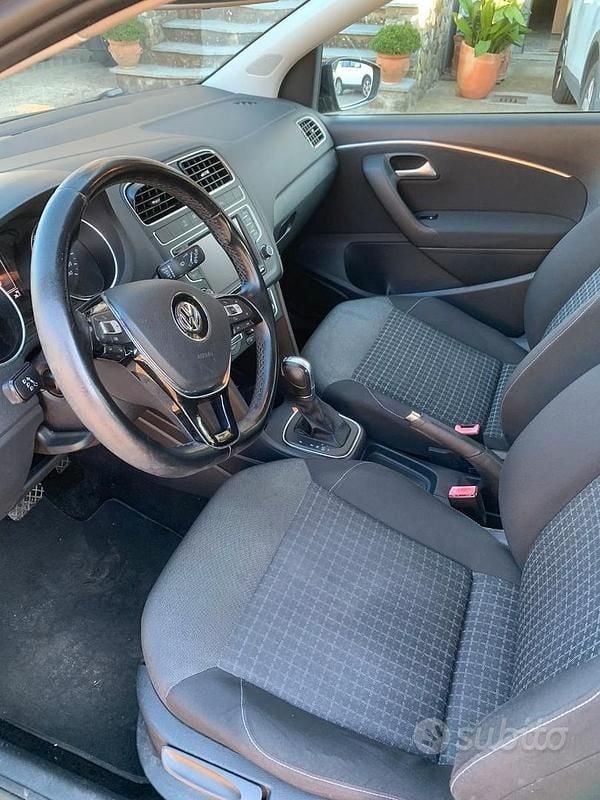 Usata VW Polo 90 CV (66 kW) 2015 Nero Berlina