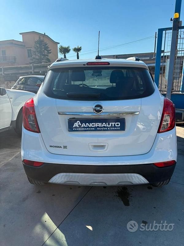 Usata Opel Mokka X 116 CV (85 kW) 2017 Bianco SUV