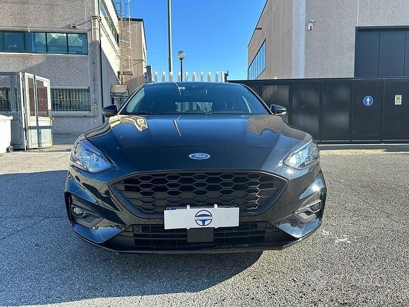Usata Ford Focus ST 125 CV (91 kW) 2021 Nero Berlina
