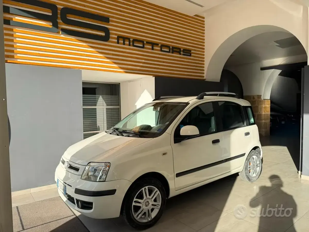Usata Fiat Panda Emotion 75 CV (55 kW) 2011 Utilitaria