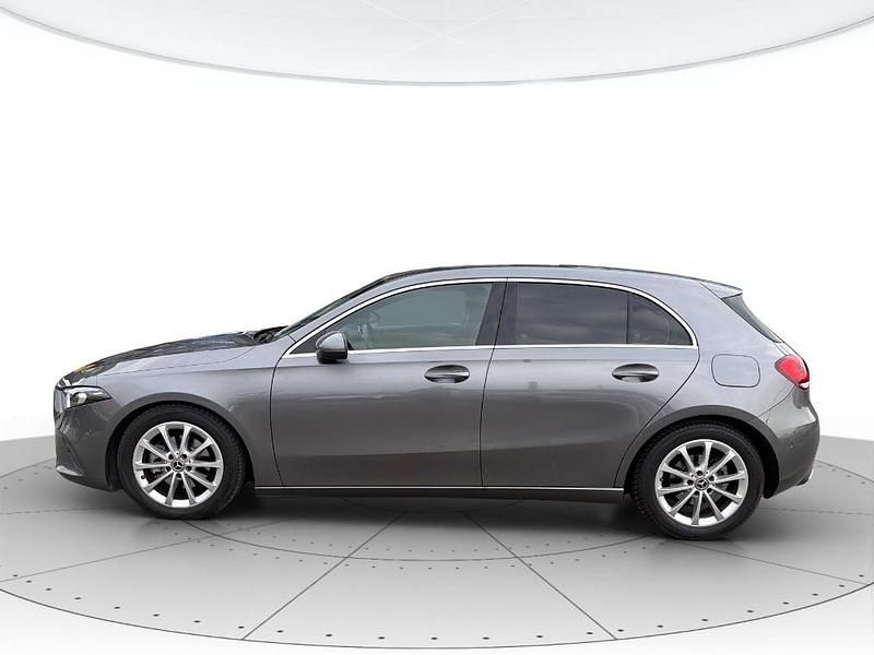 Usata Mercedes A180 116 CV (85 kW) 2019 Grigio