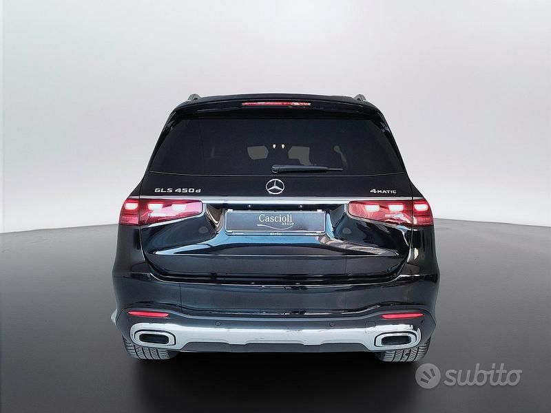 Usado Mercedes GLS450 AMG line 367 CV (269 kW) 2023 Negro SUV