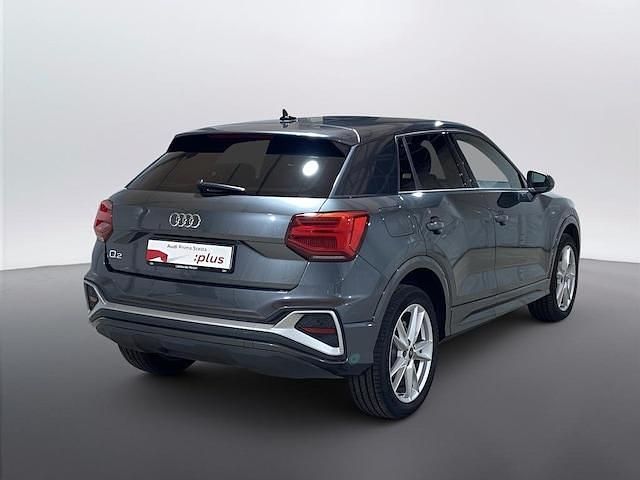 Usata Audi Q2 S-Line 150 CV (110 kW) 2024 Grigio daytona perlato SUV