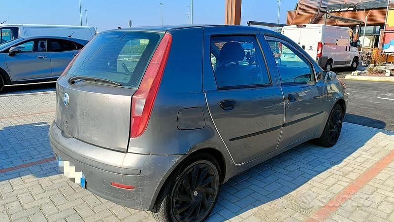 Usata Fiat Punto 2005 Grigio Utilitaria