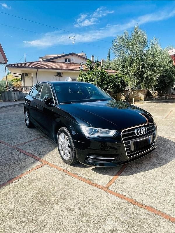 Usata Audi A3 Ambition 110 CV (80 kW) 2015 Nero Berlina