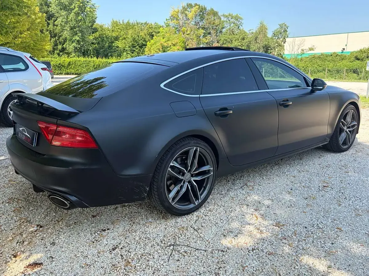 Usata Audi A7 Sportback Ambiente 245 CV (180 kW) 2012 Nero opaco wrap (argento met) Utilitaria