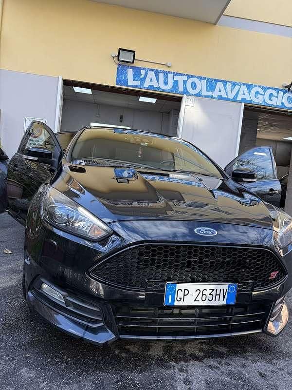 Begagnad Ford Focus ST 185 HK (136 kW) 2016 Sedan