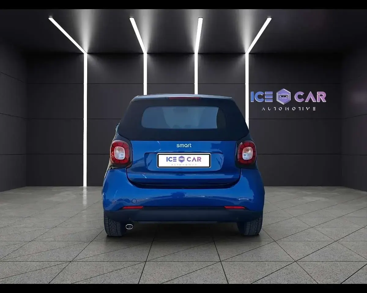 Usata Smart ForTwo Cabrio Passion 90 CV (66 kW) 2019 Blu Cabrio