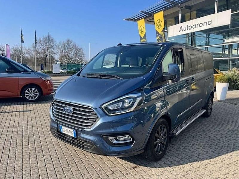 Usata Ford Tourneo Titanium 185 CV (136 kW) 2020 Blu/azzurro Monovolume