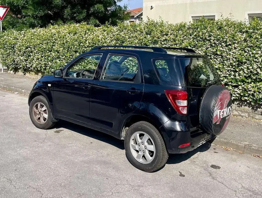 Usata Daihatsu Terios 86 CV (63 kW) 2007 SUV