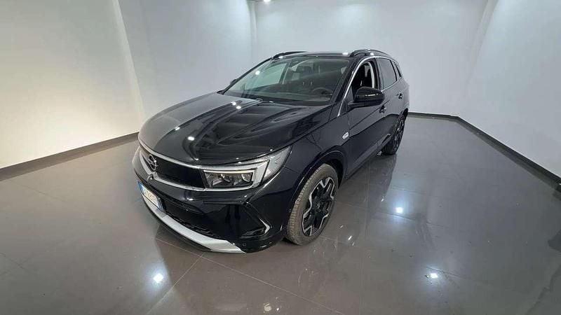 Karbon black Usata 2024 Opel Grandland X Ultimate SUV | 21.900 € (Ottimo prezzo) - Immagine 1/4