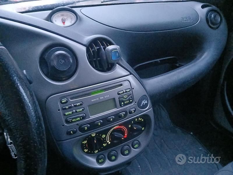 Usata Ford Ka 2004 Grigio Utilitaria