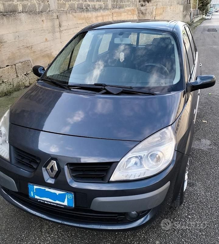 Usata Renault Scénic II Authentique 106 CV (77 kW) 2007 Grigio Monovolume