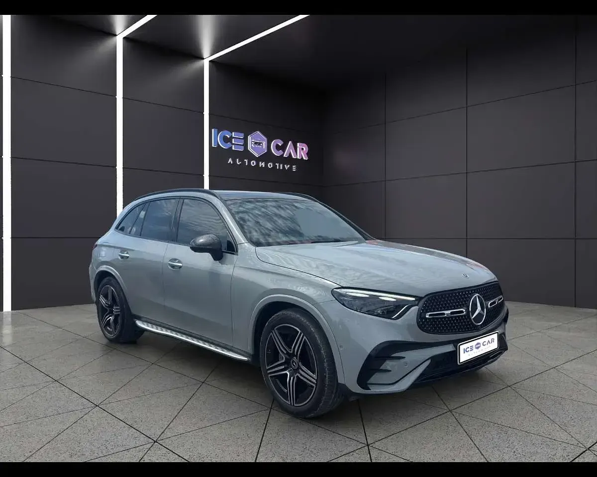 Usata Mercedes GLC220 AMG Line Premium 421 CV (309 kW) 2025 Grigio SUV