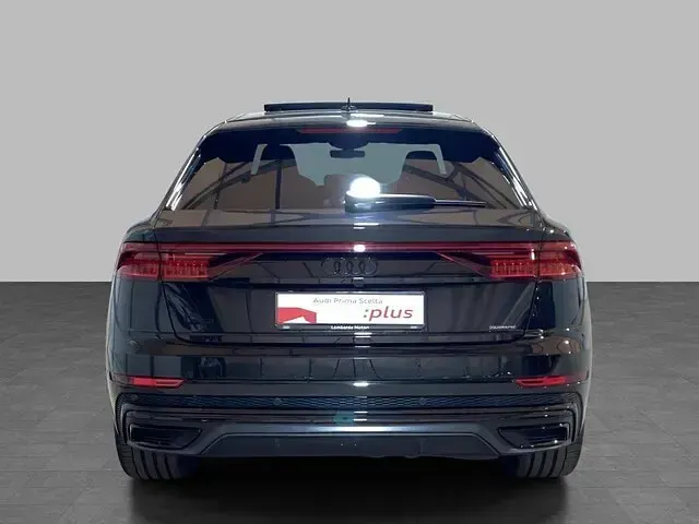 Usata Audi Q8 Sport 340 CV (250 kW) 2023 Nero mythos metallizzato SUV