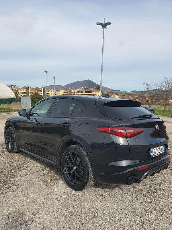 Usata Alfa Romeo Stelvio Veloce 210 CV (154 kW) 2020 Nero SUV