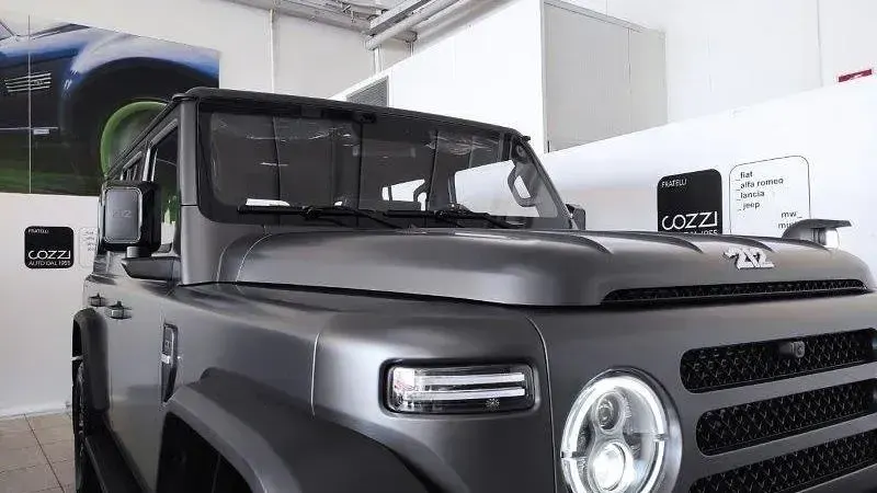 Nuova EMC 212 217 CV (159 kW) 2026 Grigio SUV