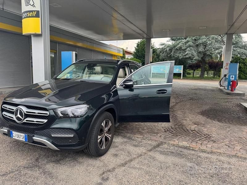 Gebraucht Mercedes GLE350 Premium 194 PS (142 kW) 2022 Grün SUV
