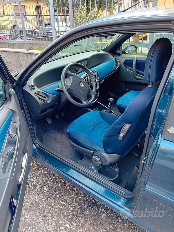 Usata Lancia Ypsilon 2003 Blu Utilitaria