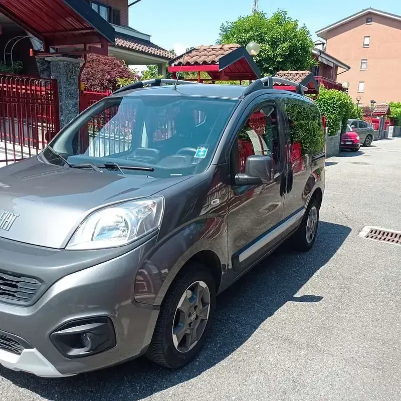 Usata Fiat Qubo Trekking 95 CV (69 kW) 2022 Monovolume