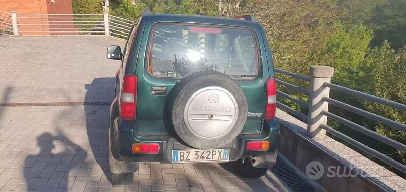 Usata Suzuki Jimny 80 CV (58 kW) 2002 Verde SUV