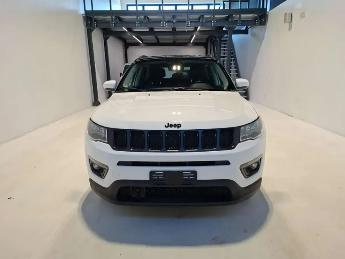 Usata Jeep Compass Night Eagle 140 CV (102 kW) 2021 Bianco SUV