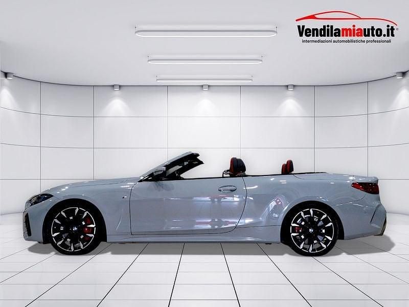 Usata BMW 420 M Sport 190 CV (139 kW) 2024 Grigio Cabrio
