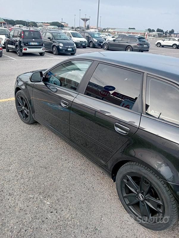 Usata Audi A3 140 CV (102 kW) 2010 Nero Utilitaria
