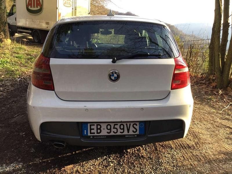 Usata BMW 116 M Sport 116 CV (85 kW) 2009 Bianco Utilitaria