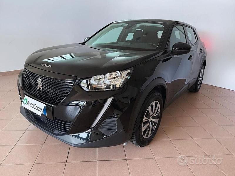 Usata Peugeot 2008 Active 110 CV (80 kW) 2021 Nero SUV