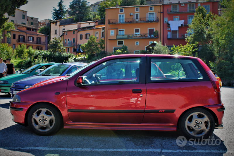 Usato 1995 Fiat Punto 1.4 Benzin 133 CV (12.500 €)